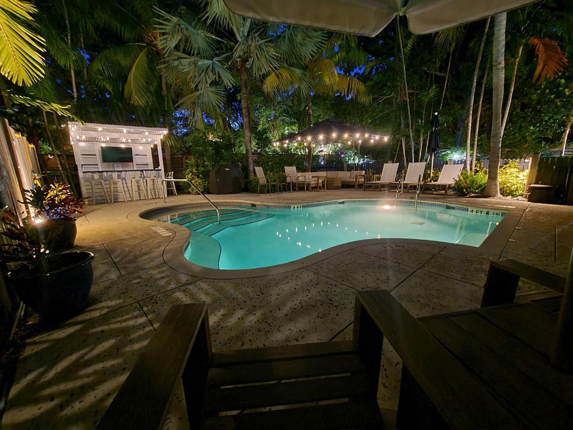 Duval Street Suite With Pool Кі-Вест Екстер'єр фото