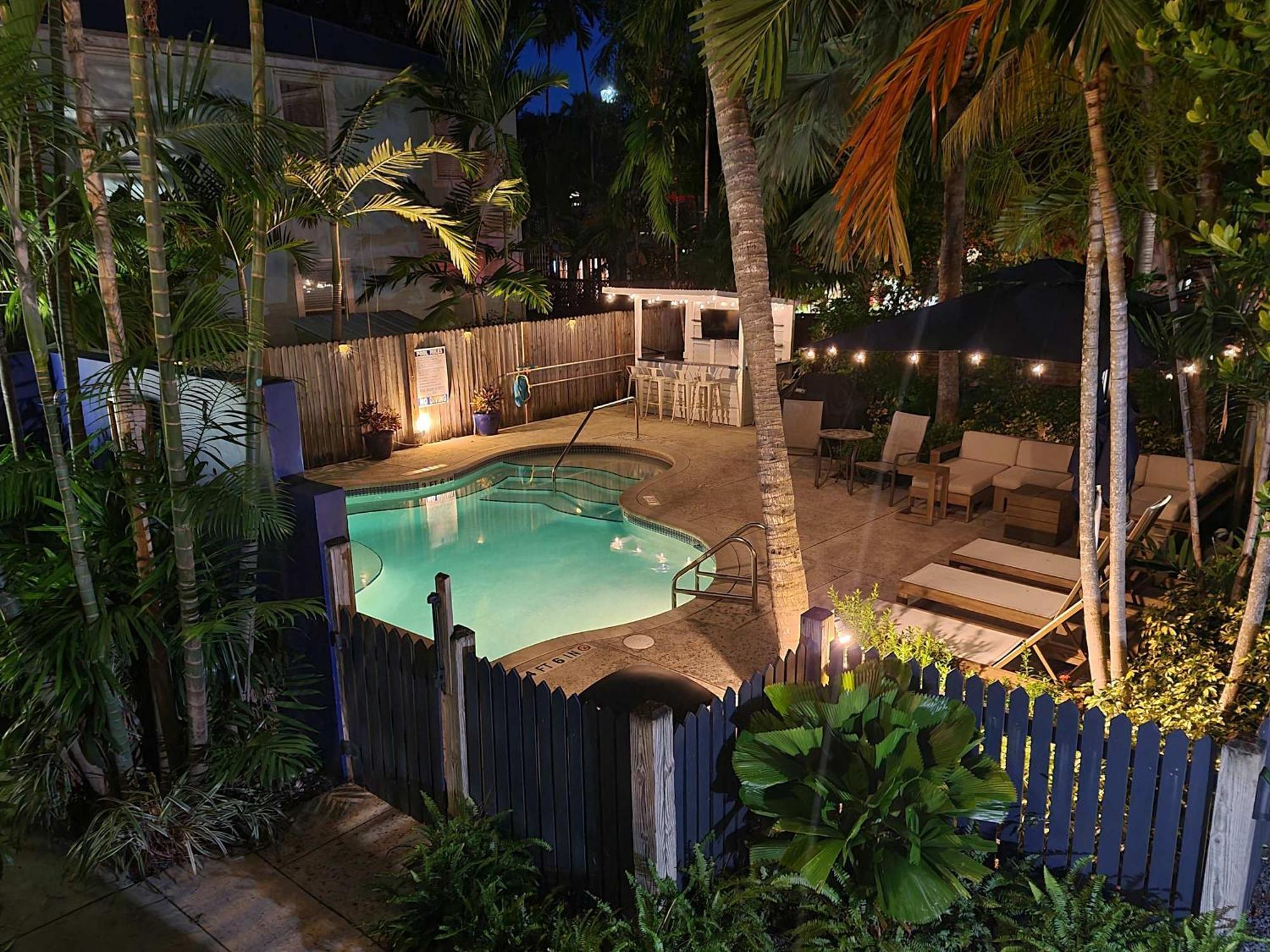 Duval Street Suite With Pool Кі-Вест Екстер'єр фото